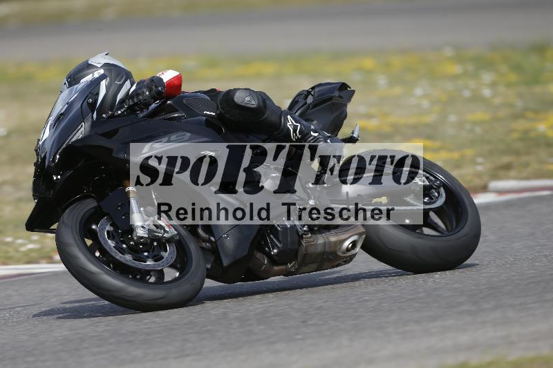 /37 09.08.2026  Pluess Motosport ADR/Einsteiger/77